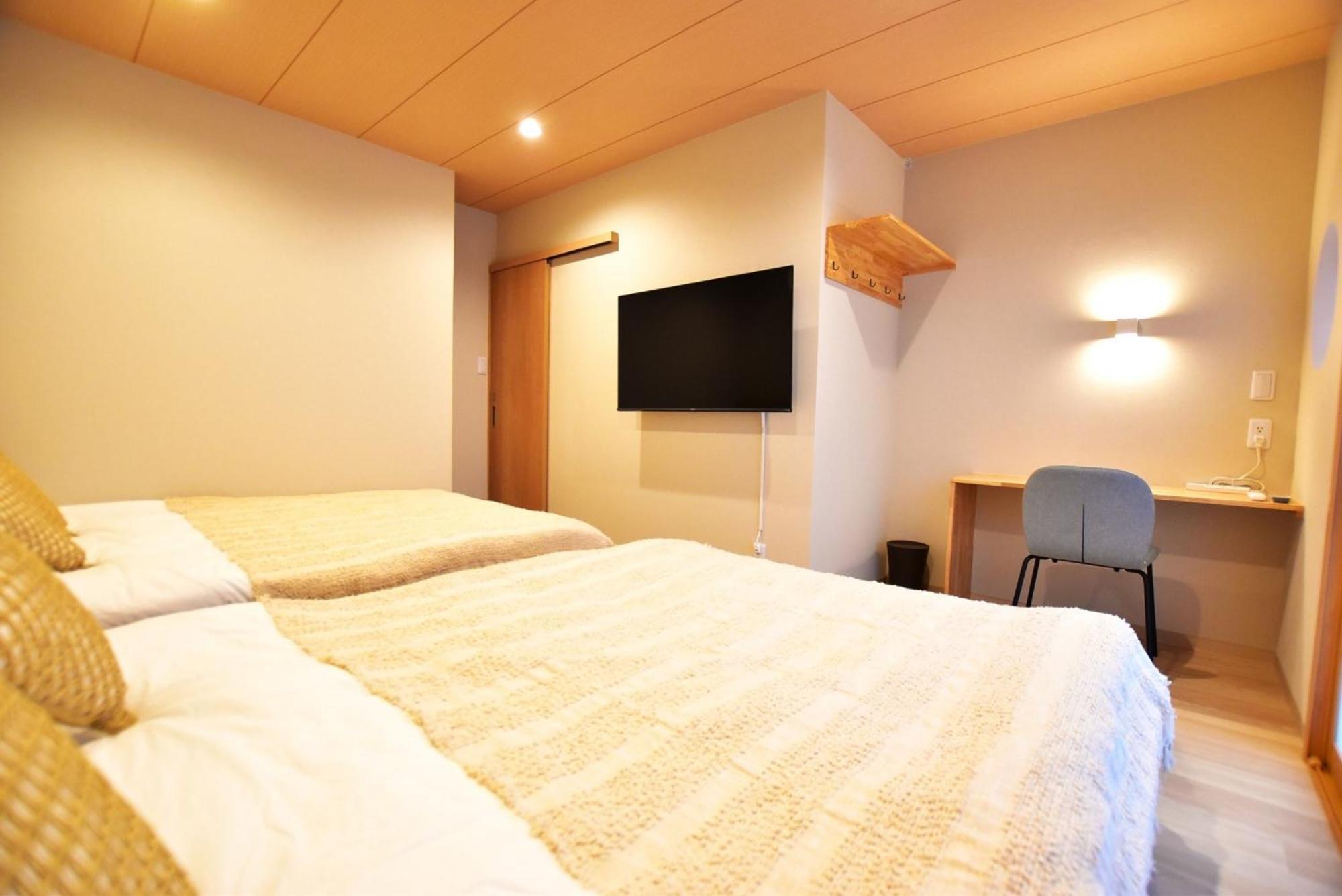 Tamatsukan 玉津館, Kansai Airport 關西空港 57 Mins, Namba 6 Mins, Nihonbashi 4 Mins, Universal Studio 37 Mins, Nara 30 Mins, Walk Jr Tsuruhashi 7 Mins, Early Check In Ōsaka Extérieur photo
